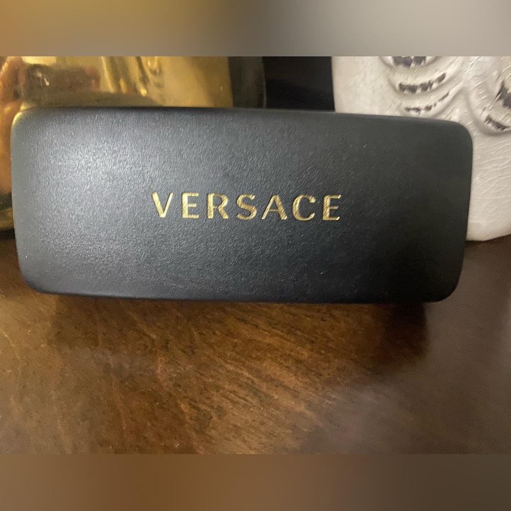 Versace Black Sunglasses Case with Gold Logo - Picture 1 of 2